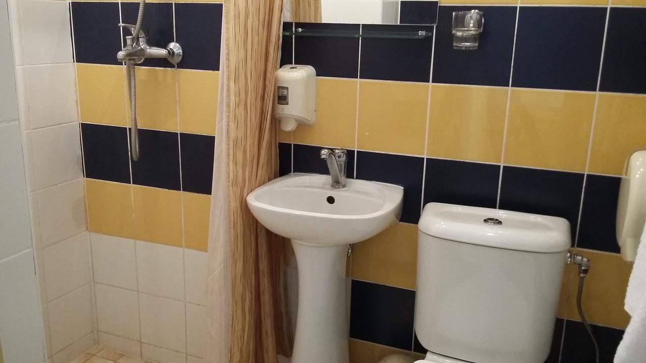 Kadarės Piligrimo Uzeigaモーテル エクステリア 写真